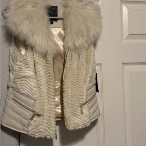 Guess Cream Faux Fur Women's Jacket